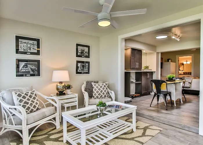 Island View Cottages Sebastian