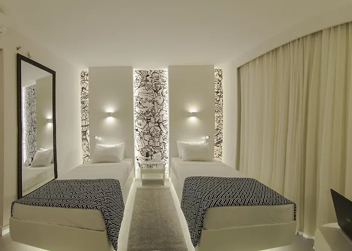 Zii Hotel Rondon Polis