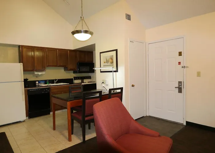 Fairbridge Inn & Suites - Akron Copley Township - West