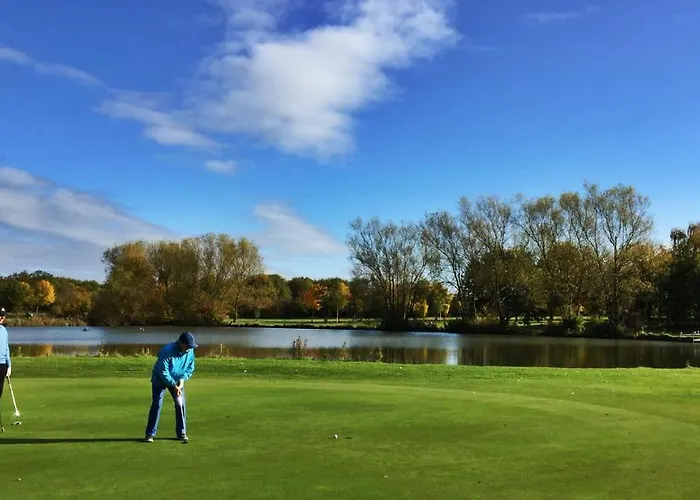 Calderfields Golf & Country Club