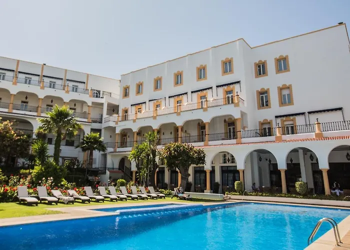 El Minzah Hotel