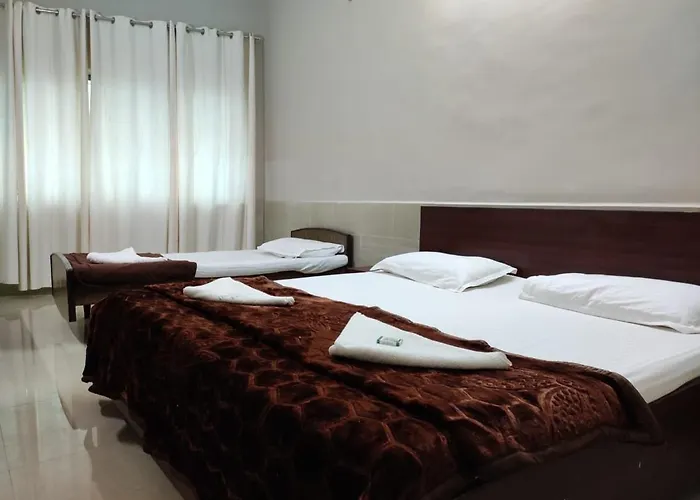 Hotel Sugam Karaikudi
