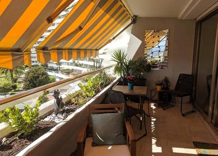 French Riviera Condo 4 Rent in Marina Baie des Anges