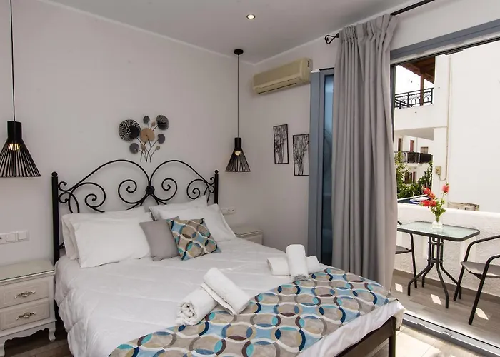 Naxos Enjoy Apartments