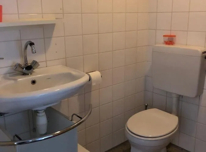 House With Garden, 10 Min From City Centre