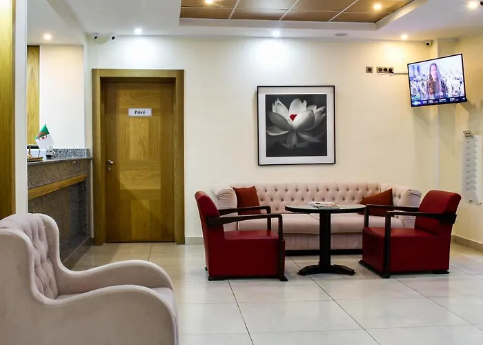 Sweet Hotel