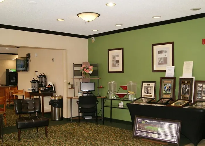 Baymont By Wyndham Coon Rapids