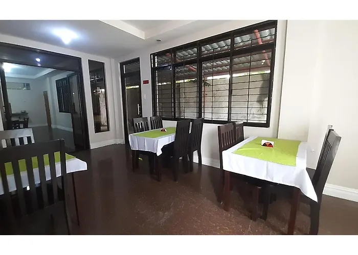 Adelaida Pensionne Hotel