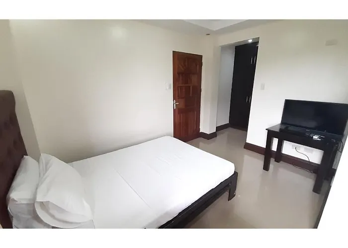 Adelaida Pensionne Hotel