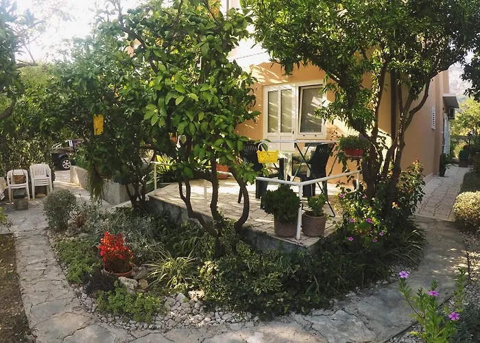 Apartments Milostic Fiskoviceva 30