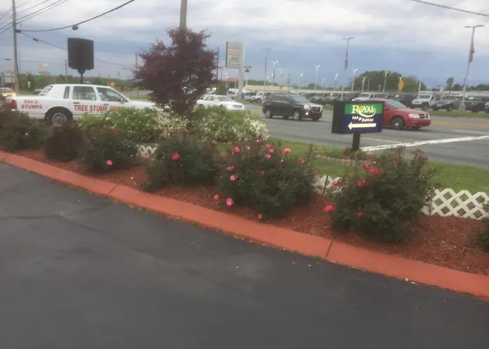 Royalinn & Suites