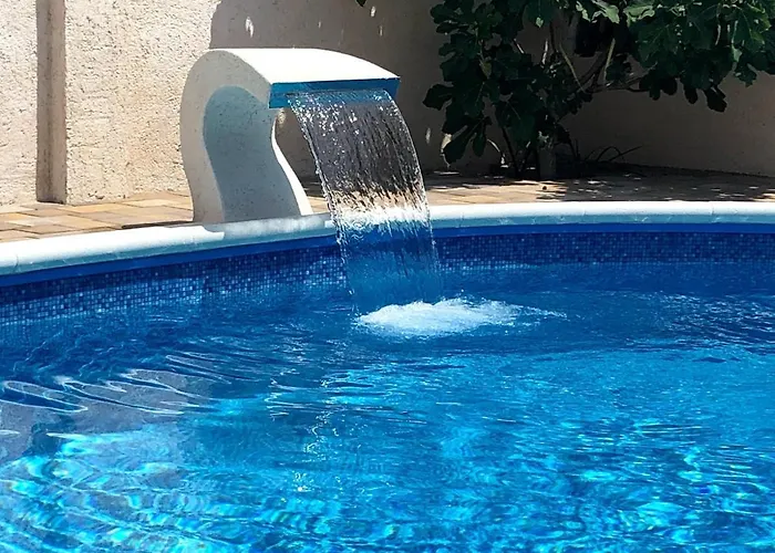 Apartman Matej With Pool Povljana