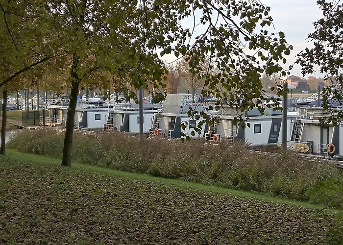 Hausboot Leukermeer Well