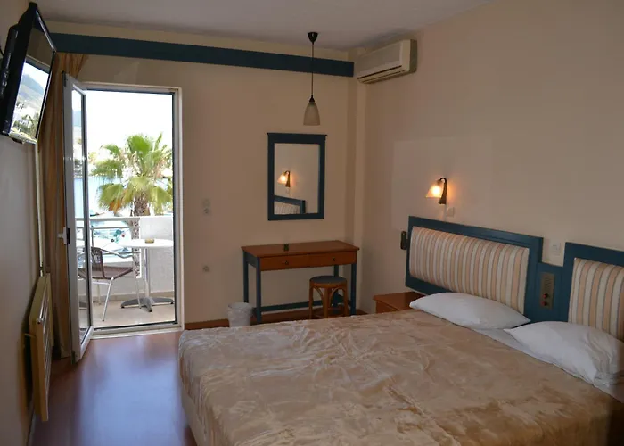 Astron Hotel