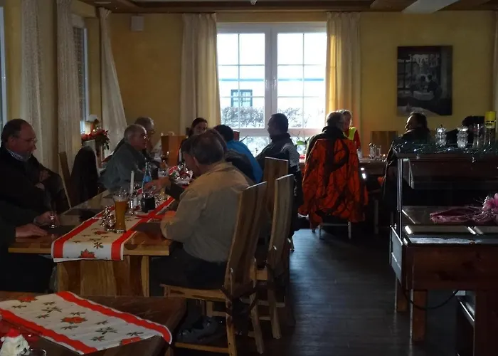 Hotel 4 Jahreszeiten mit Restaurant