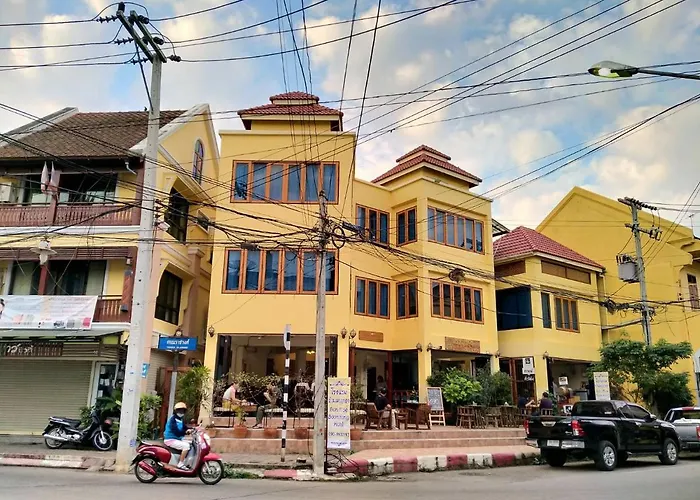 Ban Mae Boonthong
