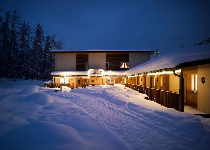 Reitstall und Saloon San Jon