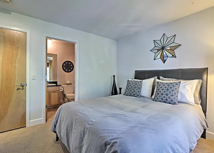 Lohi Apartment W/ Patio: 1 Mi To Downtown Denver!