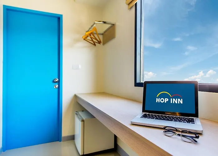 Hop Inn Phuket Old Town