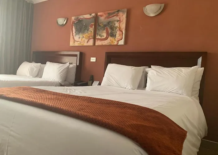 Royal Hotel
