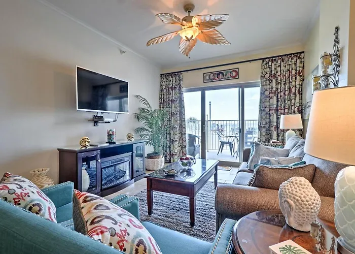 Beachfront Condo With Pool Access In Biloxi!