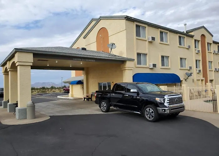 Americas Choice Inn & Suites