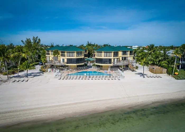 Coco Plum Beach & Tennis Club & Marina