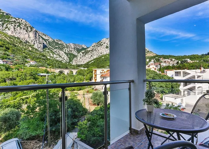 Luna Apartmani