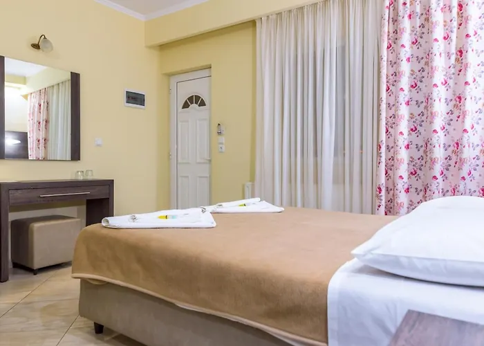 Santa Rosa Hotel & Beach