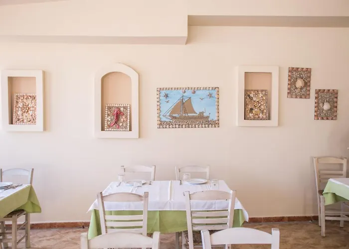 Avra Hotel