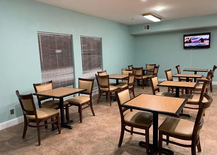 Super 8 By Wyndham Hull Street Midlothian Richmond Area