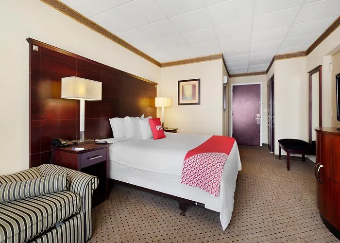 Oyo Hotel East Hanover Nj-10