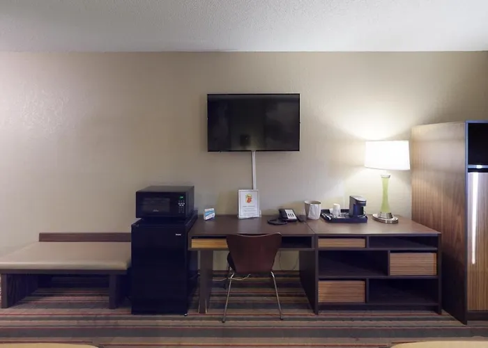 Super 8 By Wyndham Glencoe