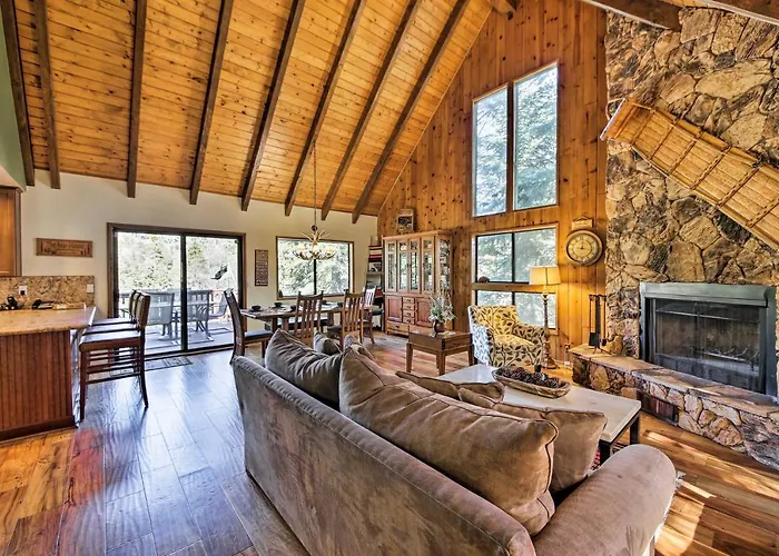 Spacious Lake Arrowhead Home W/ 2 Decks & Views