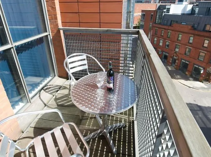 Stay Deansgate Apartments For 14 Nights Plus