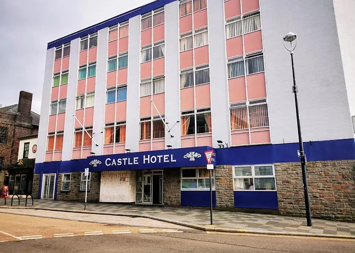 Castle Hotel