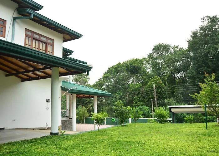 Seven Luck Palace