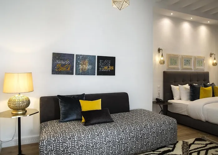 Suite Azur Hotel