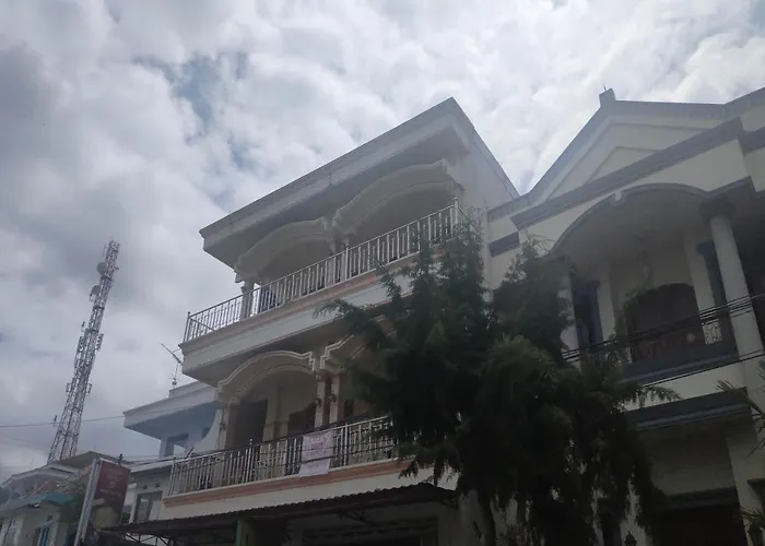Villa Al Barokah Syariah Family Mitra Reddoorz Near Sarangan Lake