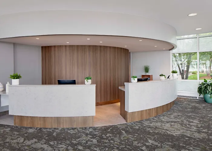 Embassy Suites By Hilton Boston Marlborough
