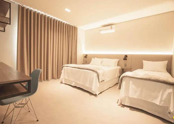 NAIM Hotel Capitólio