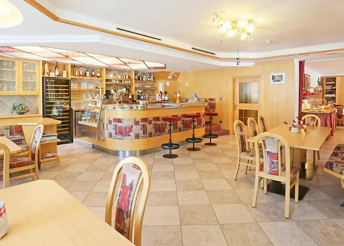 Pension Alpenhof B&B
