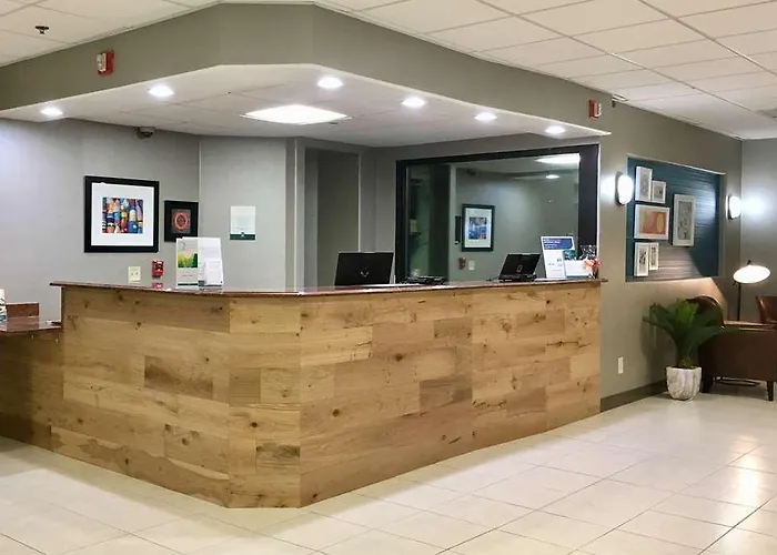 Days Inn & Suites By Wyndham Rehoboth Beach / Dewey
