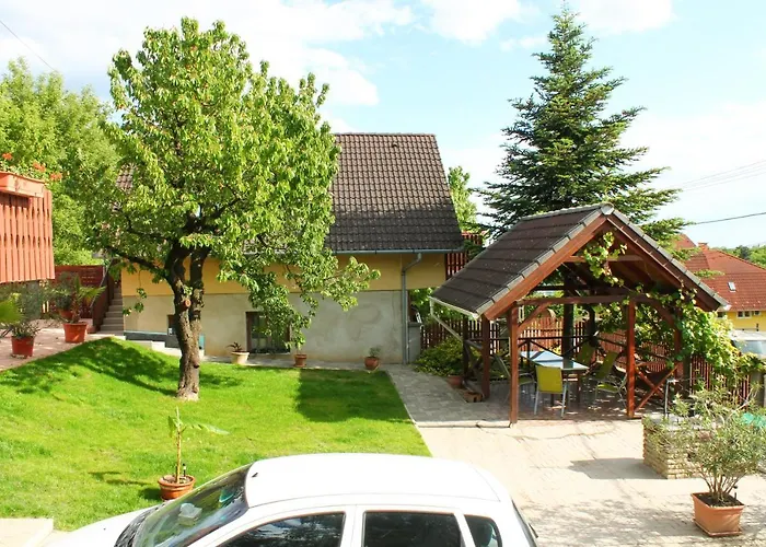 Ibolya Apartmanok