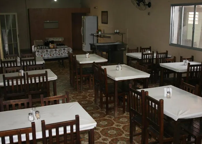 Hotel Pousa La