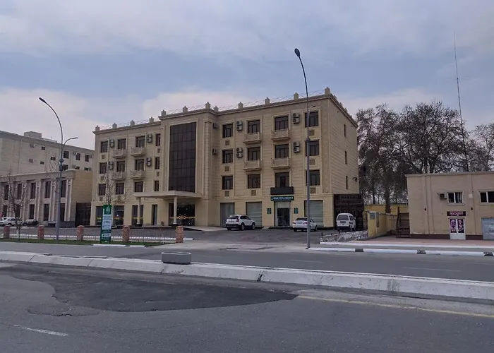 Qasr Hotel