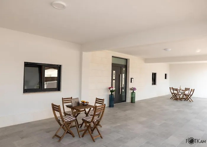 Libar Studio Apartments